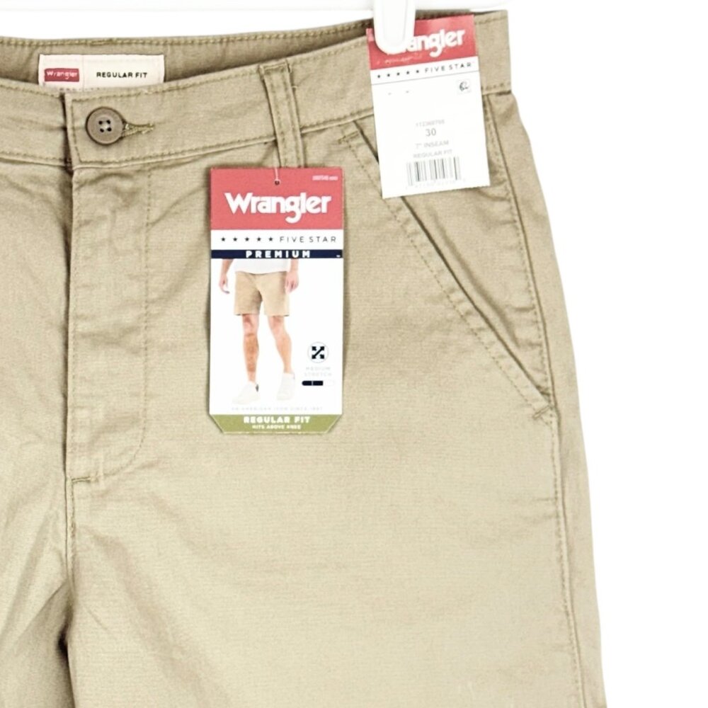 Wrangler Men's Regular Fit Medium Stretch Khaki‎ Shorts Size 30 Inseam 7" NWT - Picture 3 of 12